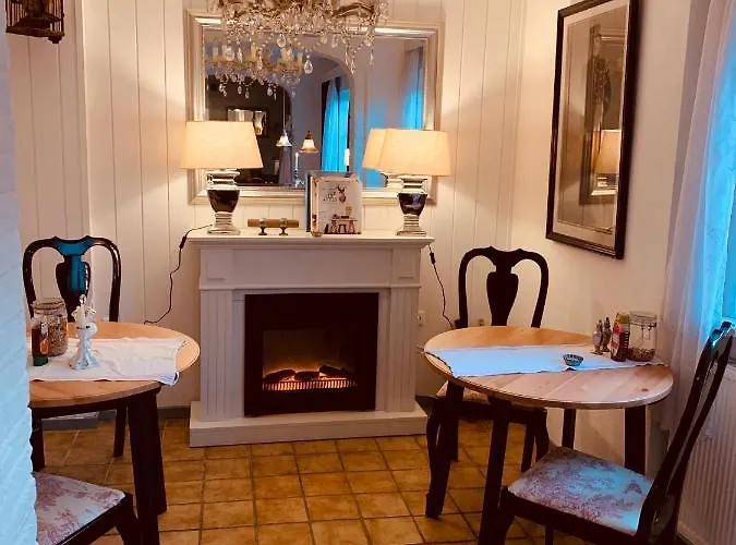 石勒布里克达斯克莱恩酒店 * 石勒苏益格